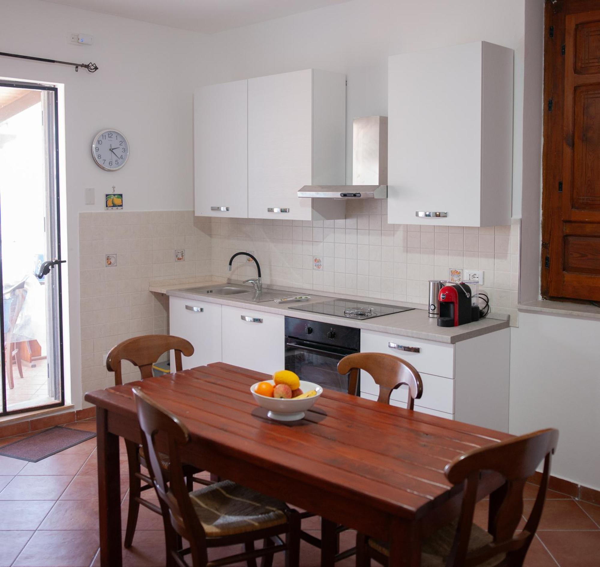 לינה וארוחת בוקר בלסטראטה Orlando Bayview מראה חיצוני תמונה