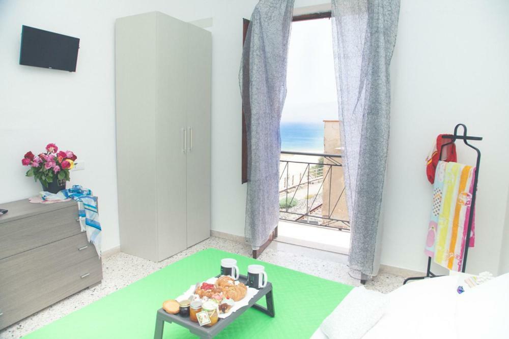 לינה וארוחת בוקר בלסטראטה Orlando Bayview מראה חיצוני תמונה